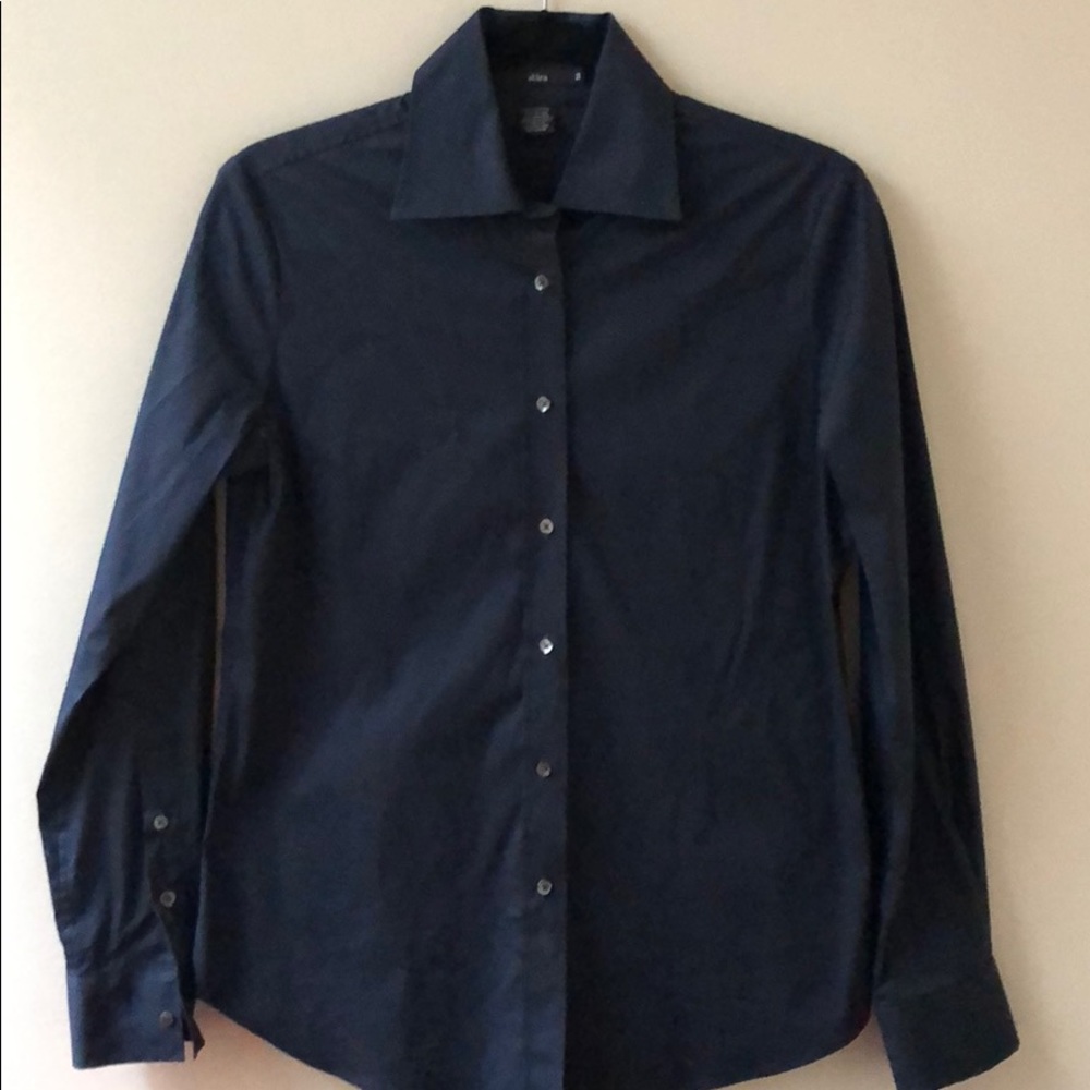 Alara navy button down blouse
